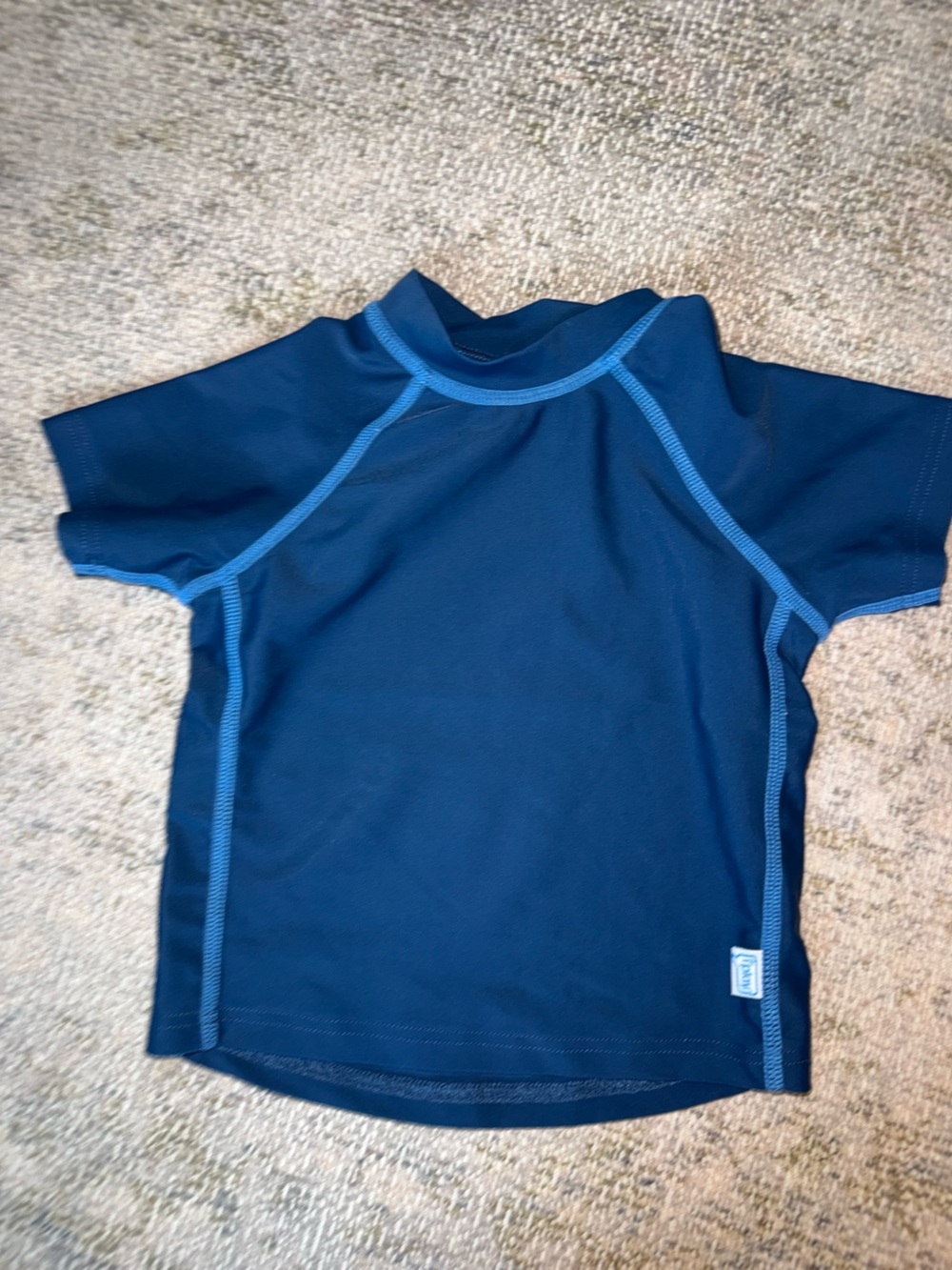 i play. Navy Blue Rash Guard‎ with Light Blue Trim